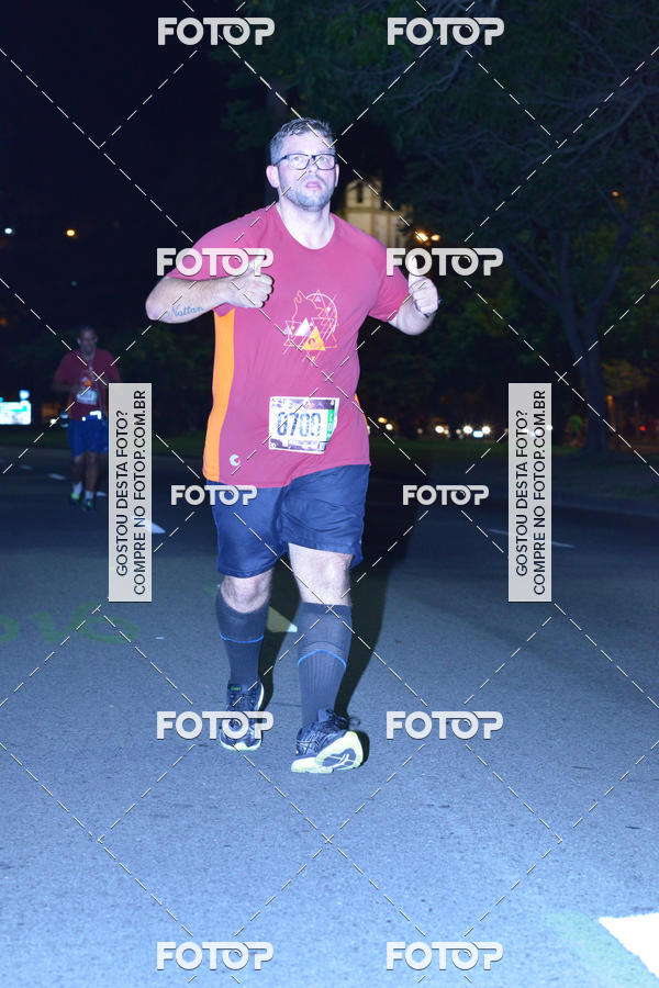 Buy your photos of the eventRun The Night - Rio de Janeiro on Fotop