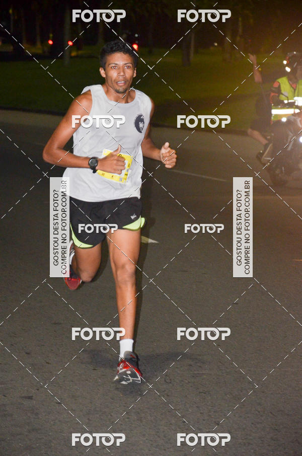 Achetez vos photos de l'�v�nementRun The Night - Rio de Janeiro sur Fotop