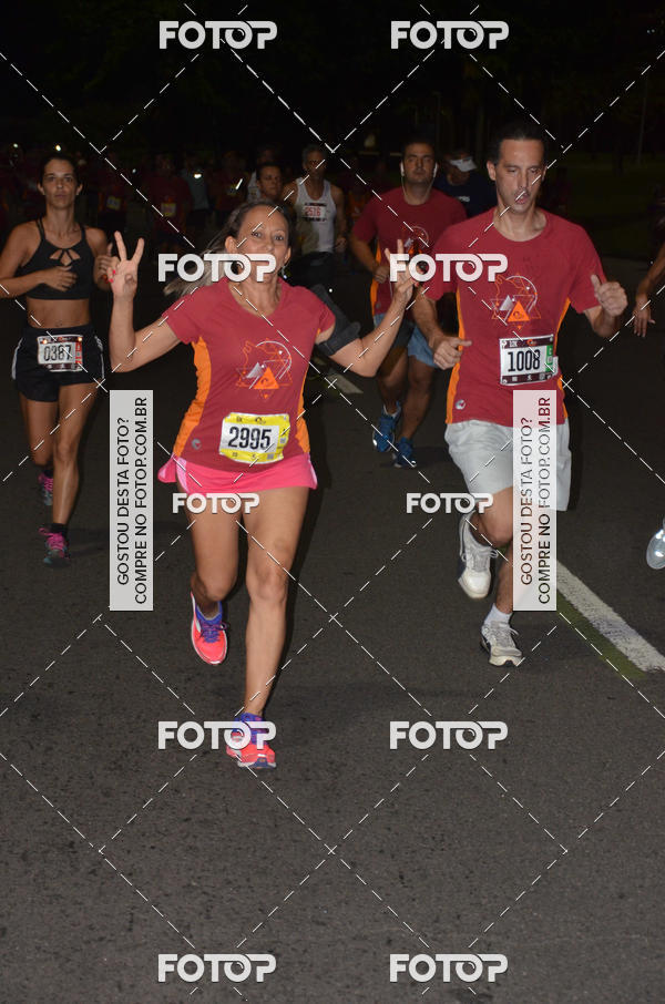 Compra tus fotos del eventoRun The Night - Rio de Janeiro En Fotop