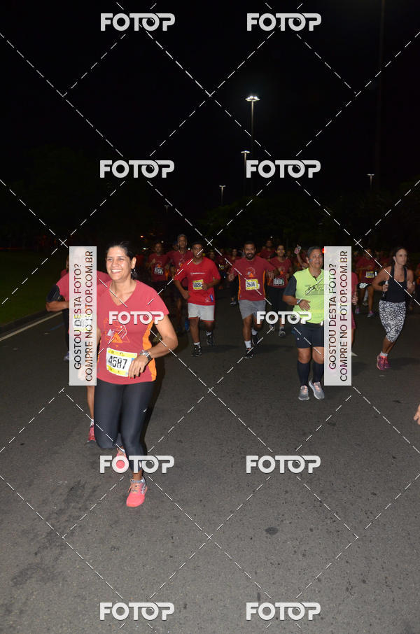 Buy your photos of the eventRun The Night - Rio de Janeiro on Fotop