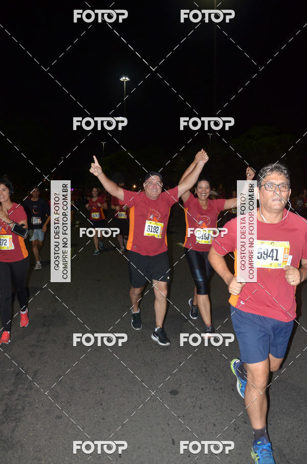 Buy your photos of the eventRun The Night - Rio de Janeiro on Fotop