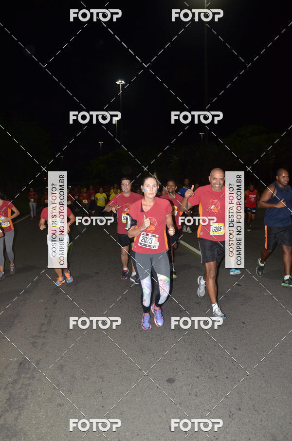 Buy your photos of the eventRun The Night - Rio de Janeiro on Fotop