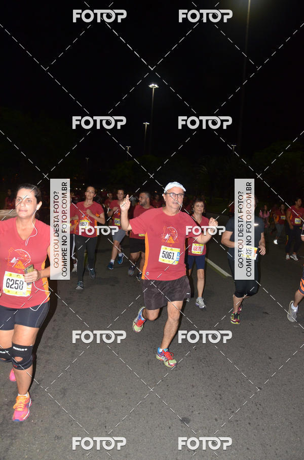 Buy your photos of the eventRun The Night - Rio de Janeiro on Fotop