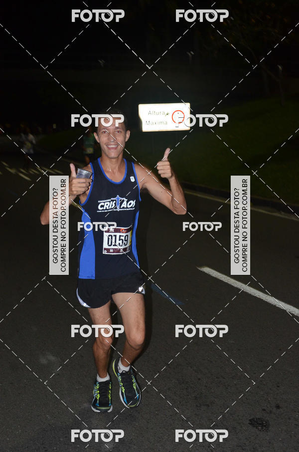 Buy your photos of the eventRun The Night - Rio de Janeiro on Fotop