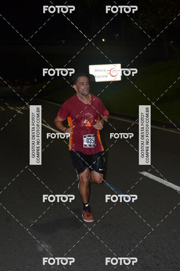 Buy your photos of the eventRun The Night - Rio de Janeiro on Fotop