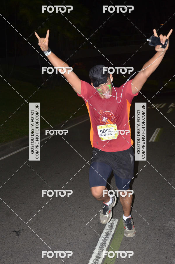 Buy your photos of the eventRun The Night - Rio de Janeiro on Fotop