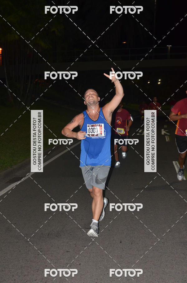 Buy your photos of the eventRun The Night - Rio de Janeiro on Fotop