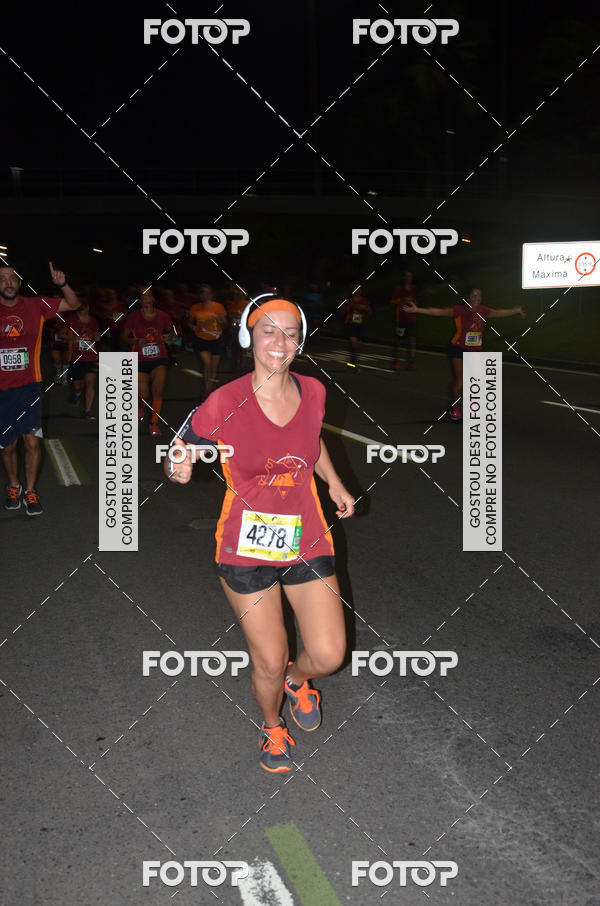 Buy your photos of the eventRun The Night - Rio de Janeiro on Fotop