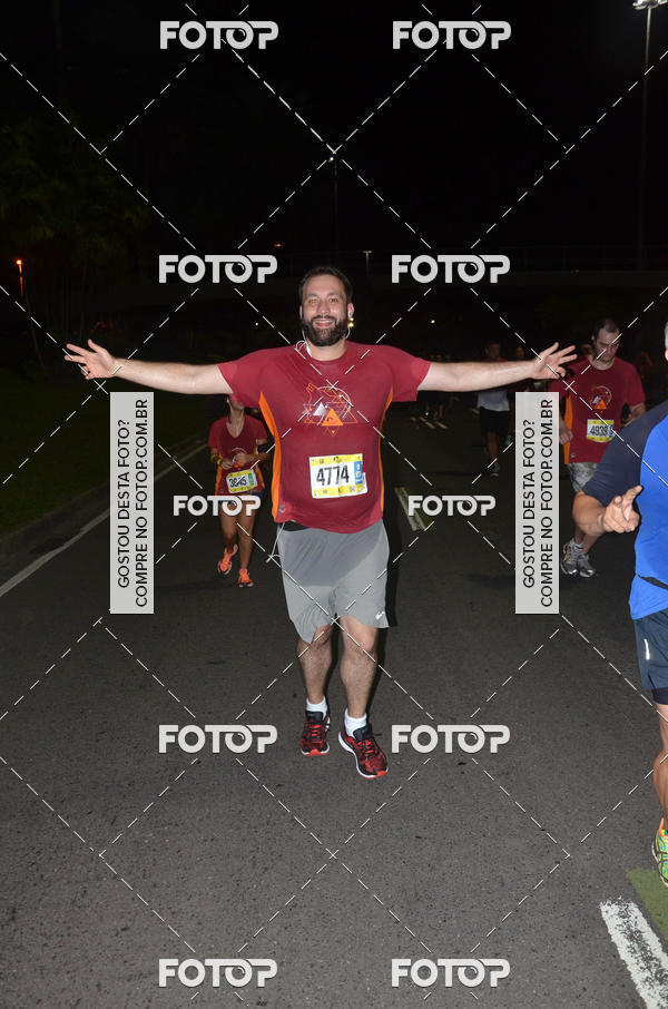 Buy your photos of the eventRun The Night - Rio de Janeiro on Fotop