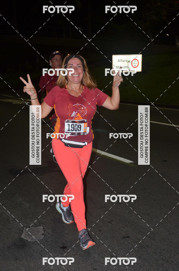 Buy your photos of the eventRun The Night - Rio de Janeiro on Fotop