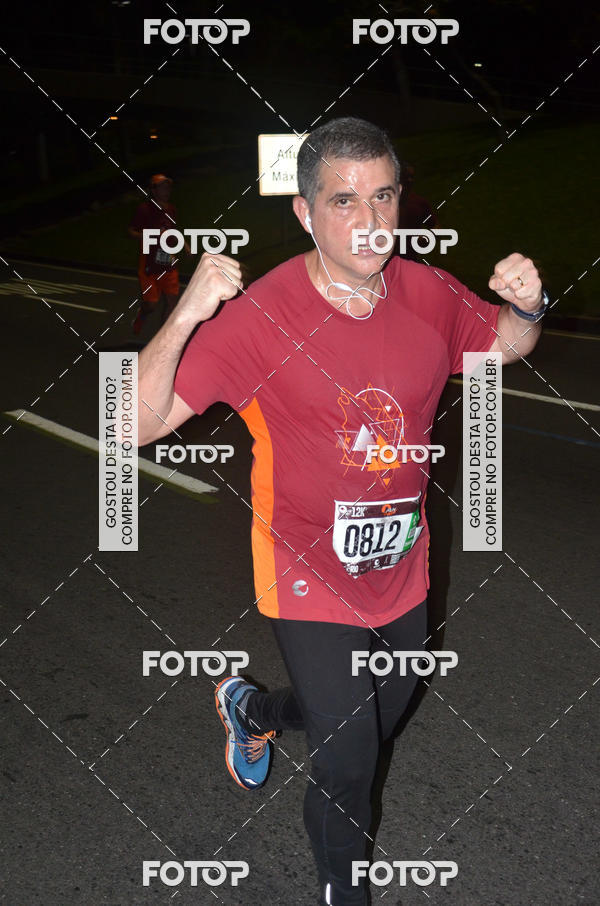 Buy your photos of the eventRun The Night - Rio de Janeiro on Fotop