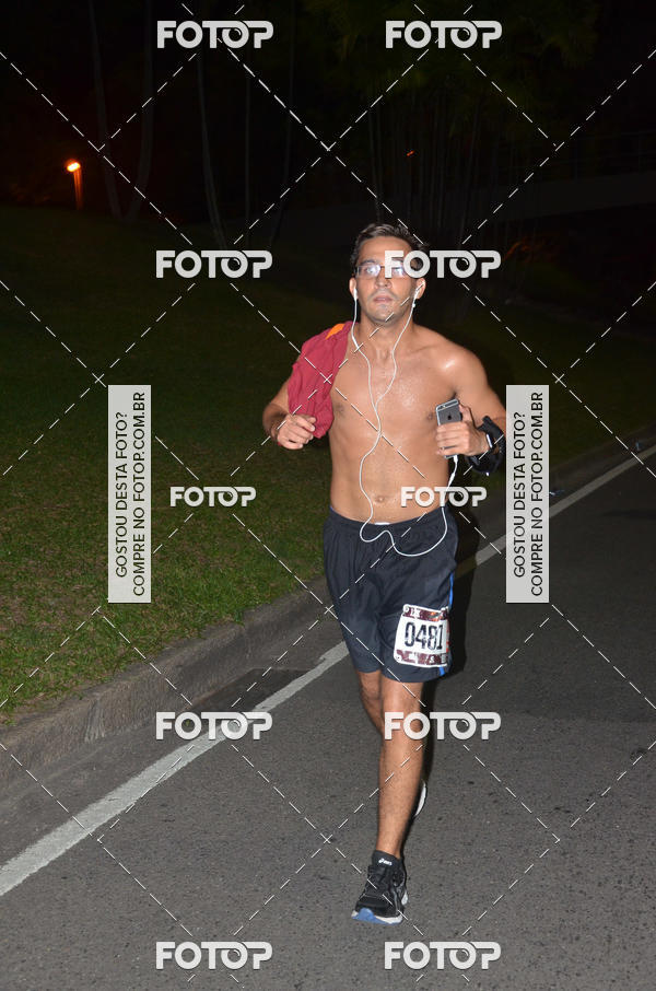 Buy your photos of the eventRun The Night - Rio de Janeiro on Fotop