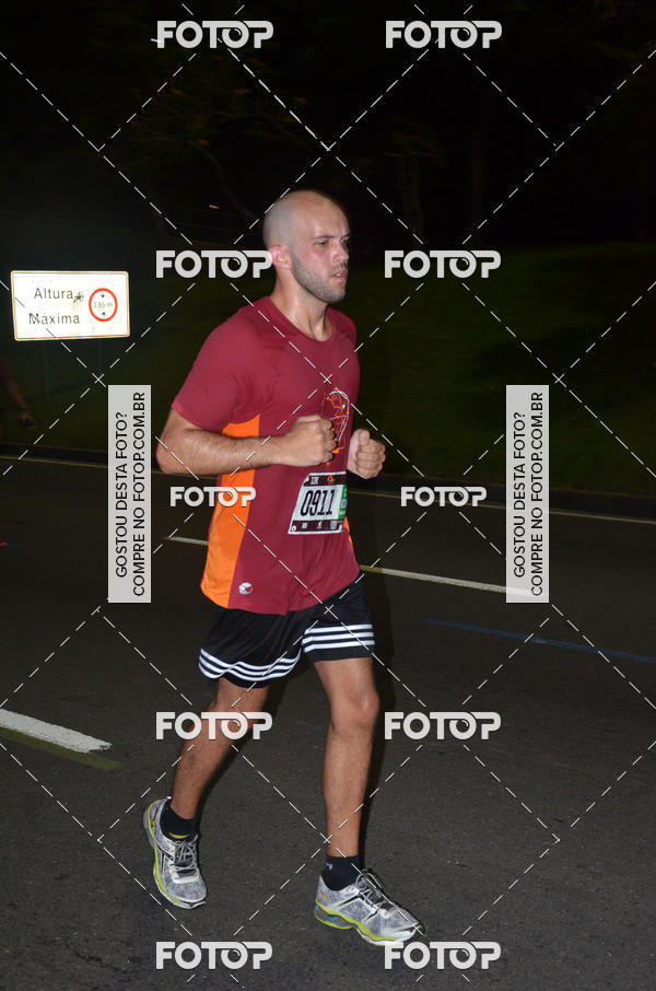 Buy your photos of the eventRun The Night - Rio de Janeiro on Fotop
