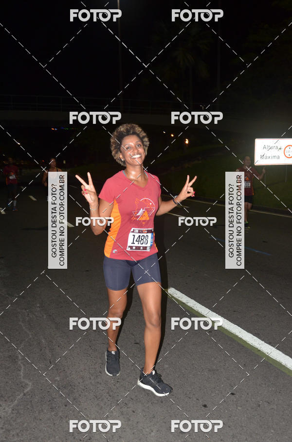 Buy your photos of the eventRun The Night - Rio de Janeiro on Fotop