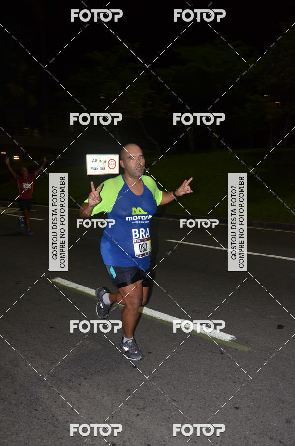 Buy your photos of the eventRun The Night - Rio de Janeiro on Fotop