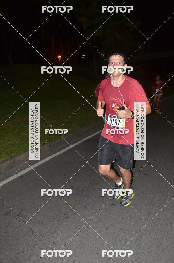 Buy your photos of the eventRun The Night - Rio de Janeiro on Fotop