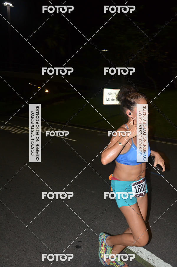 Buy your photos of the eventRun The Night - Rio de Janeiro on Fotop