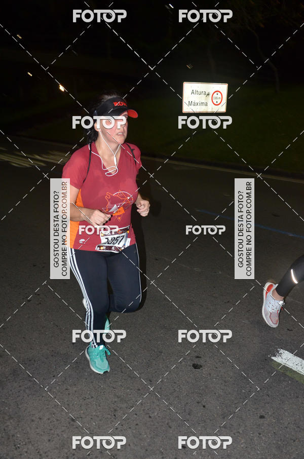 Buy your photos of the eventRun The Night - Rio de Janeiro on Fotop