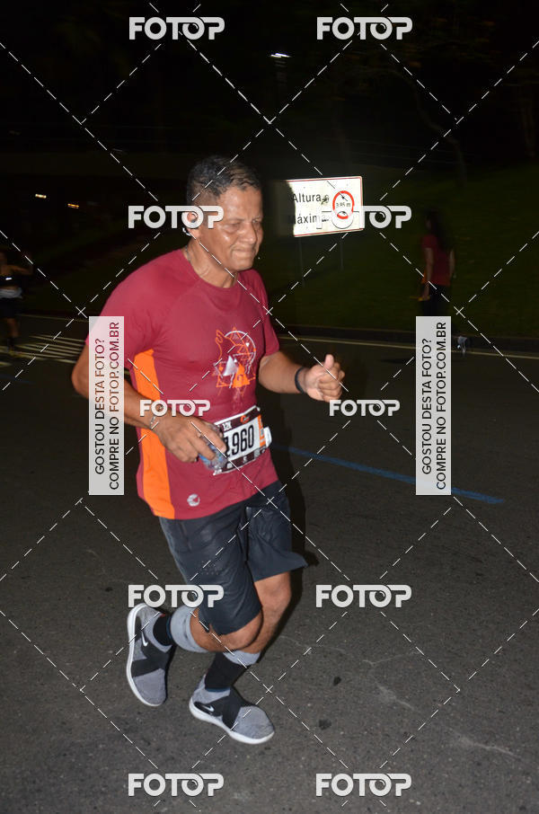 Buy your photos of the eventRun The Night - Rio de Janeiro on Fotop