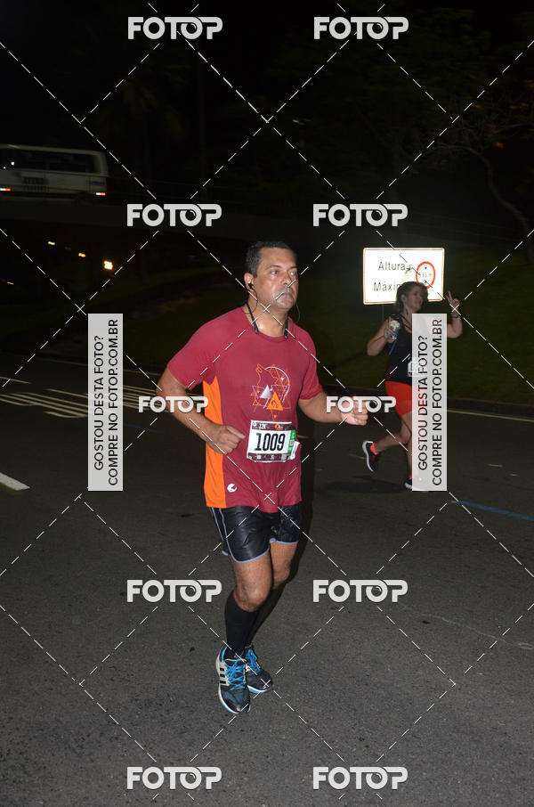Buy your photos of the eventRun The Night - Rio de Janeiro on Fotop