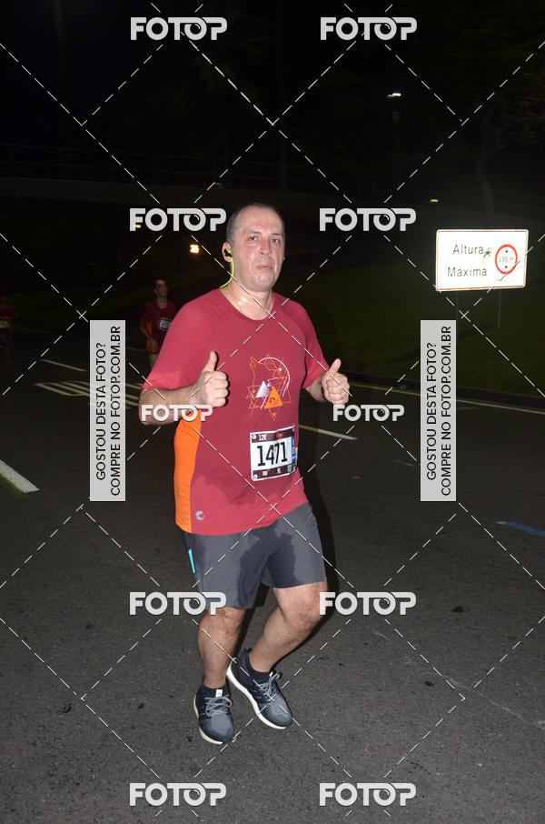 Buy your photos of the eventRun The Night - Rio de Janeiro on Fotop