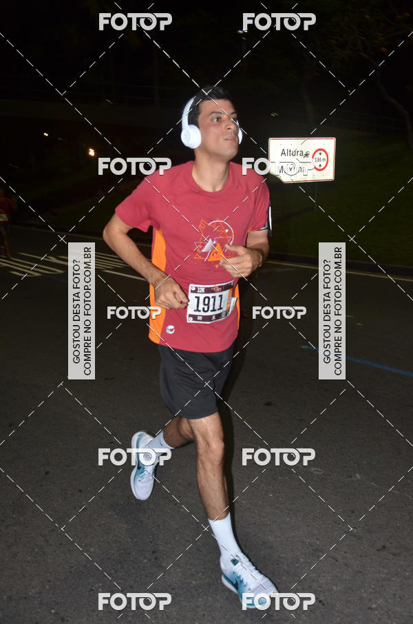 Buy your photos of the eventRun The Night - Rio de Janeiro on Fotop