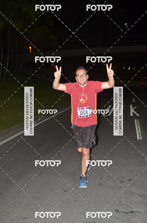 Buy your photos of the eventRun The Night - Rio de Janeiro on Fotop