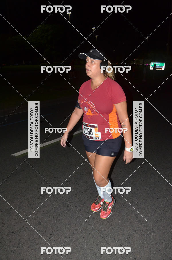 Buy your photos of the eventRun The Night - Rio de Janeiro on Fotop