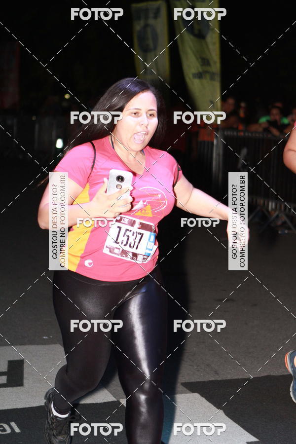 Buy your photos of the eventRun The Night - Rio de Janeiro on Fotop