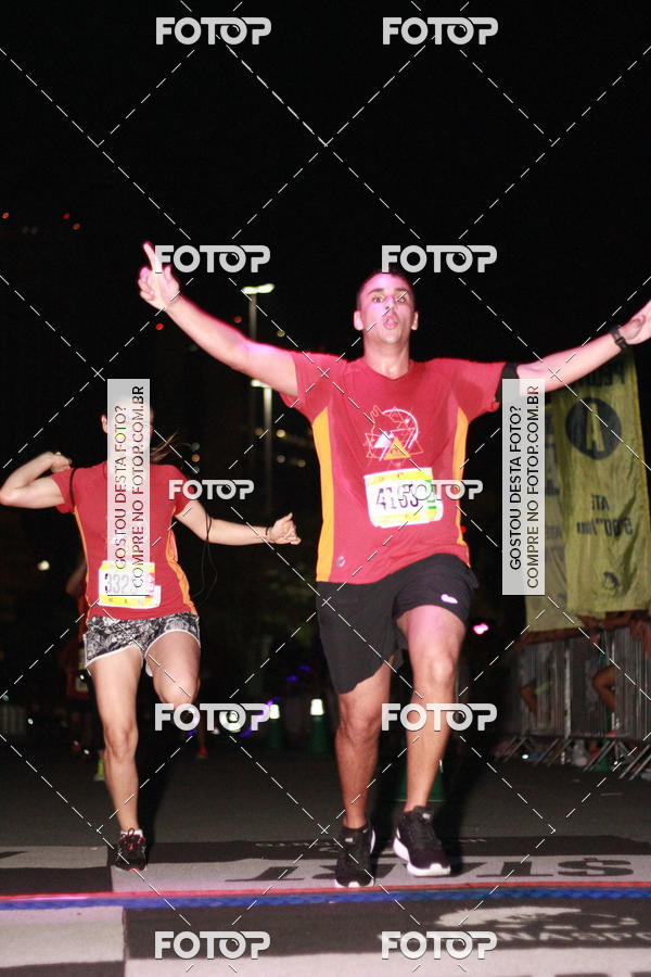 Buy your photos of the eventRun The Night - Rio de Janeiro on Fotop