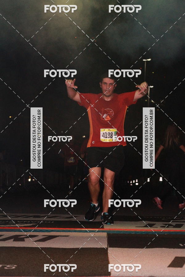 Buy your photos of the eventRun The Night - Rio de Janeiro on Fotop