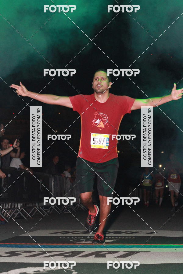 Buy your photos of the eventRun The Night - Rio de Janeiro on Fotop