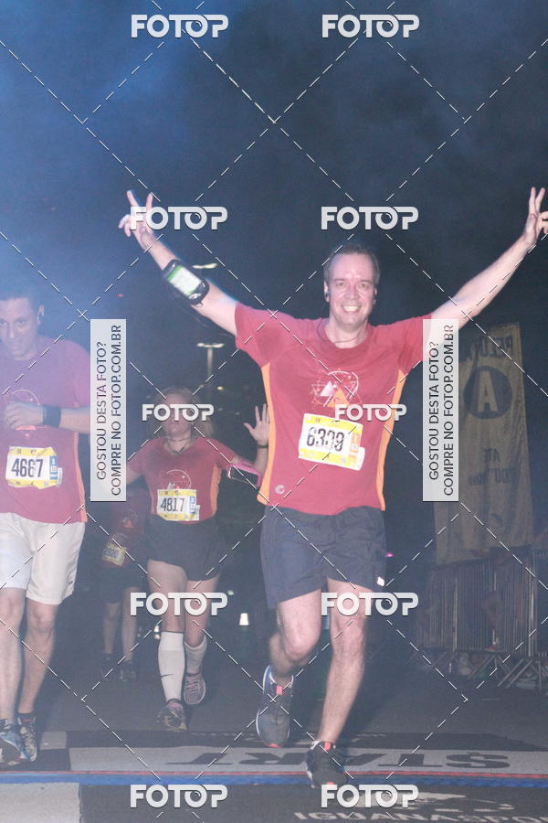 Buy your photos of the eventRun The Night - Rio de Janeiro on Fotop