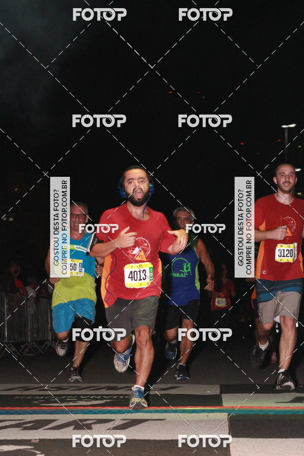 Buy your photos of the eventRun The Night - Rio de Janeiro on Fotop