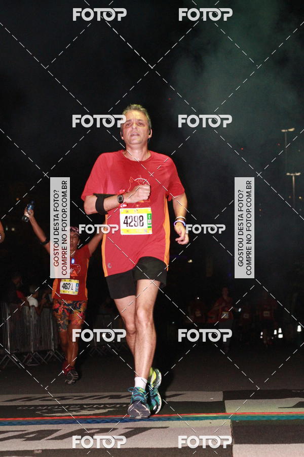 Buy your photos of the eventRun The Night - Rio de Janeiro on Fotop