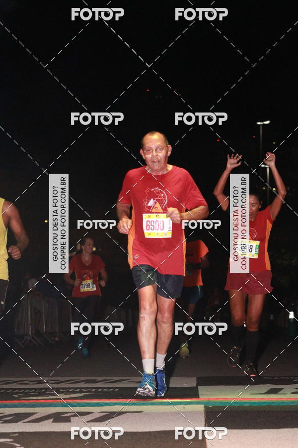 Buy your photos of the eventRun The Night - Rio de Janeiro on Fotop