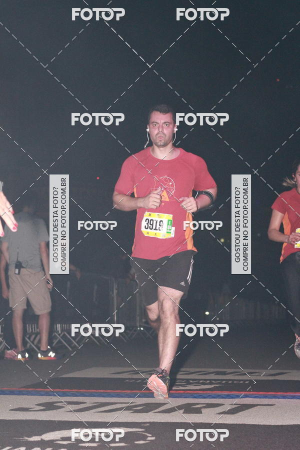 Buy your photos of the eventRun The Night - Rio de Janeiro on Fotop