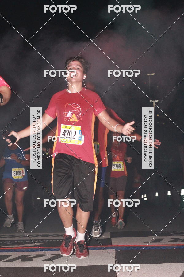 Buy your photos of the eventRun The Night - Rio de Janeiro on Fotop
