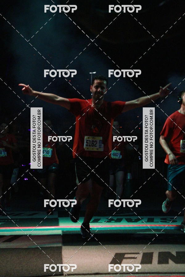 Buy your photos of the eventRun The Night - Rio de Janeiro on Fotop