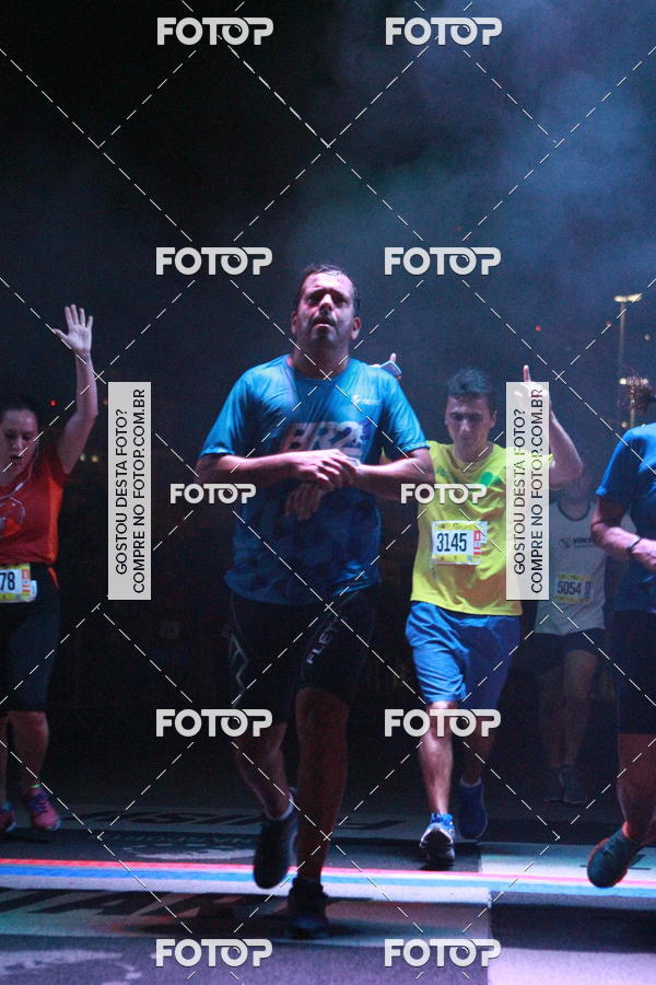 Buy your photos of the eventRun The Night - Rio de Janeiro on Fotop