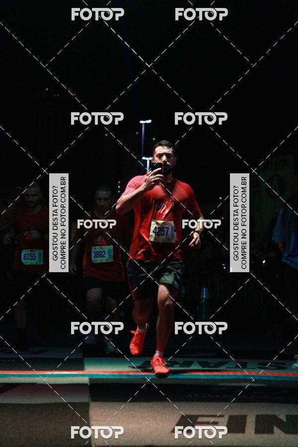 Buy your photos of the eventRun The Night - Rio de Janeiro on Fotop