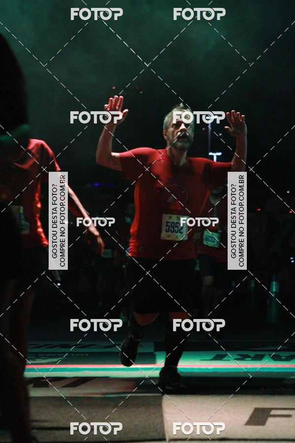 Buy your photos of the eventRun The Night - Rio de Janeiro on Fotop
