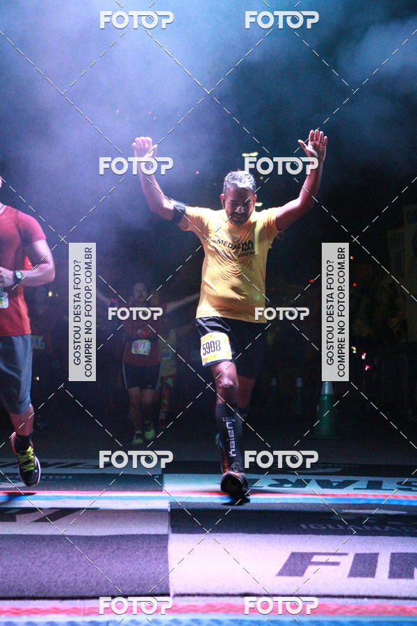 Buy your photos of the eventRun The Night - Rio de Janeiro on Fotop