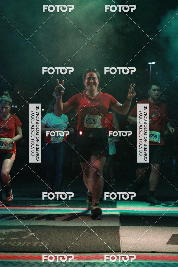 Buy your photos of the eventRun The Night - Rio de Janeiro on Fotop