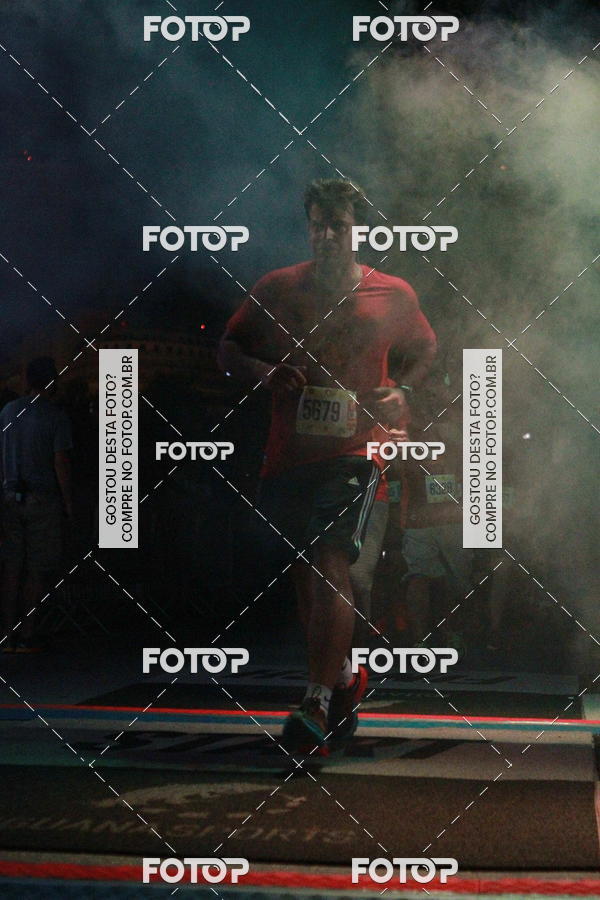 Buy your photos of the eventRun The Night - Rio de Janeiro on Fotop