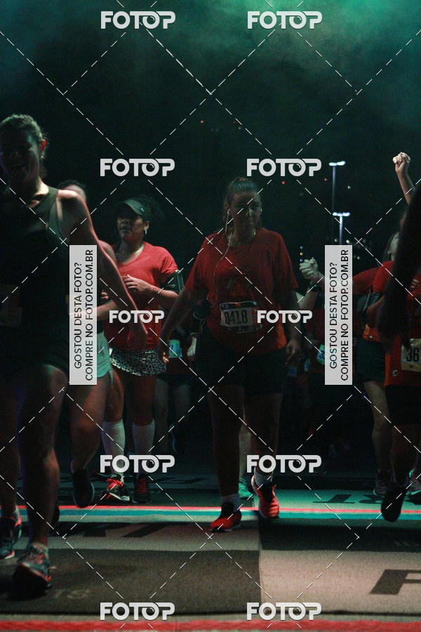 Buy your photos of the eventRun The Night - Rio de Janeiro on Fotop
