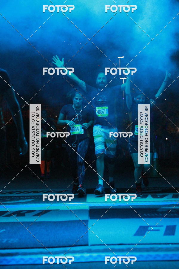 Buy your photos of the eventRun The Night - Rio de Janeiro on Fotop