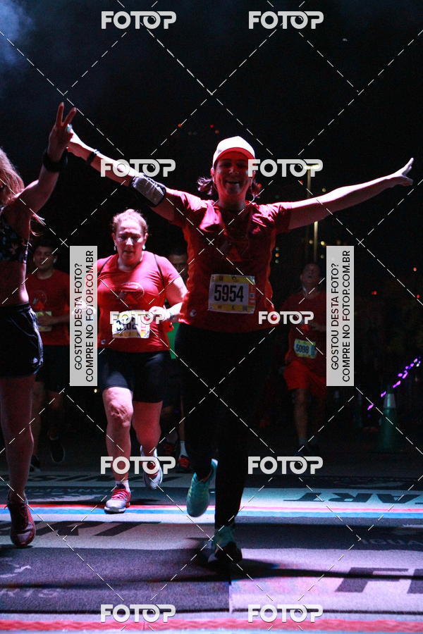 Buy your photos of the eventRun The Night - Rio de Janeiro on Fotop