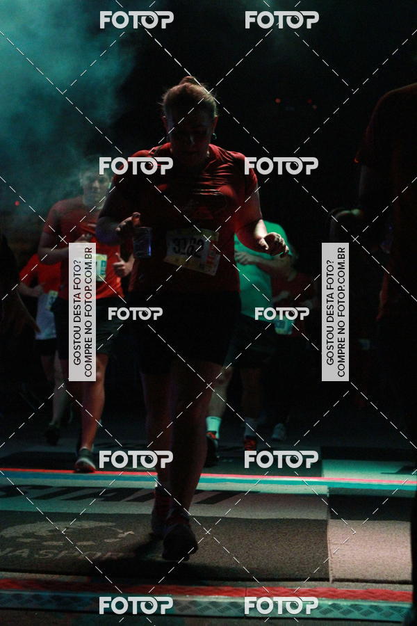 Buy your photos of the eventRun The Night - Rio de Janeiro on Fotop