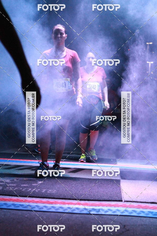 Buy your photos of the eventRun The Night - Rio de Janeiro on Fotop